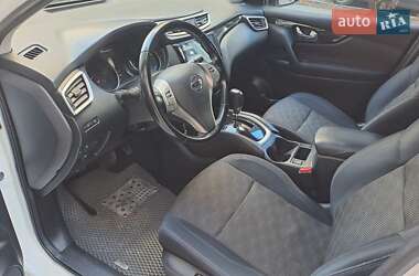 Внедорожник / Кроссовер Nissan Qashqai 2014 в 