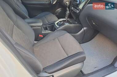 Внедорожник / Кроссовер Nissan Qashqai 2014 в 