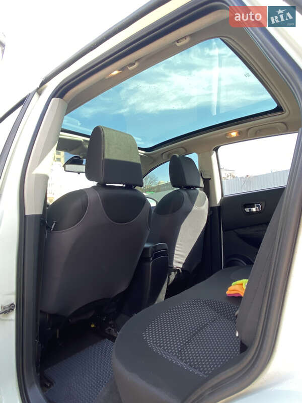 Внедорожник / Кроссовер Nissan Qashqai 2009 в Львове