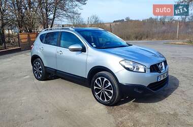 Внедорожник / Кроссовер Nissan Qashqai 2013 в Дубно