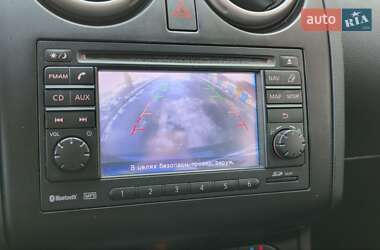 Внедорожник / Кроссовер Nissan Qashqai 2011 в 