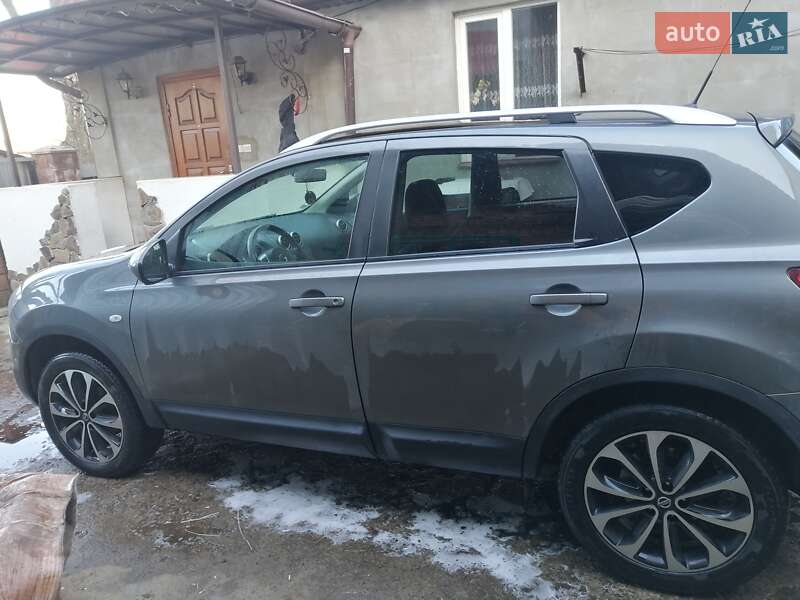 Внедорожник / Кроссовер Nissan Qashqai 2012 в Ровно