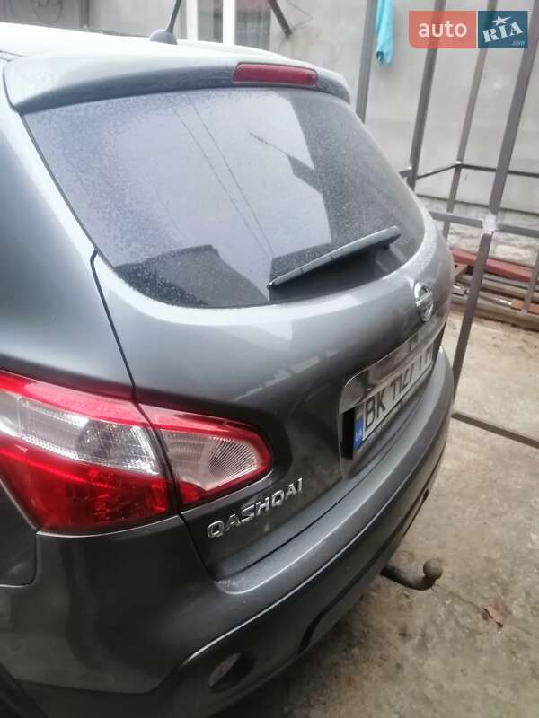 Внедорожник / Кроссовер Nissan Qashqai 2012 в Ровно