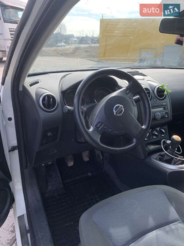 Позашляховик / Кросовер Nissan Qashqai 2011 в Шепетівці