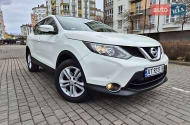 Внедорожник / Кроссовер Nissan Qashqai 2014 в Ивано-Франковске