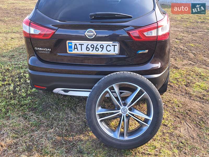 Внедорожник / Кроссовер Nissan Qashqai 2014 в Ивано-Франковске