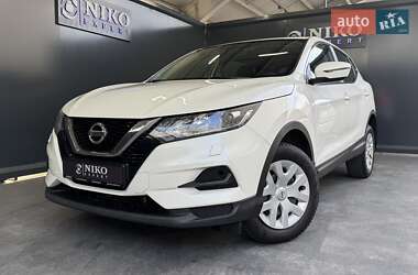 Внедорожник / Кроссовер Nissan Qashqai 2020 в Киеве