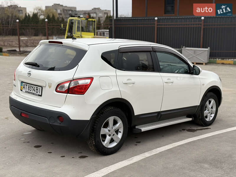 Внедорожник / Кроссовер Nissan Qashqai 2013 в Ивано-Франковске