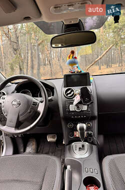 Внедорожник / Кроссовер Nissan Qashqai 2008 в 