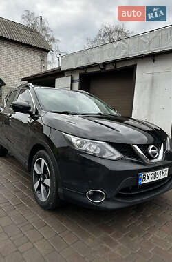 Внедорожник / Кроссовер Nissan Qashqai 2015 в 