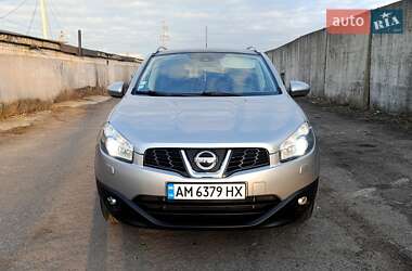 Позашляховик / Кросовер Nissan Qashqai 2013 в 
