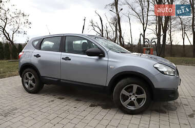 Позашляховик / Кросовер Nissan Qashqai 2011 в 