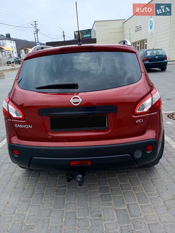 Внедорожник / Кроссовер Nissan Qashqai 2011 в Вижнице