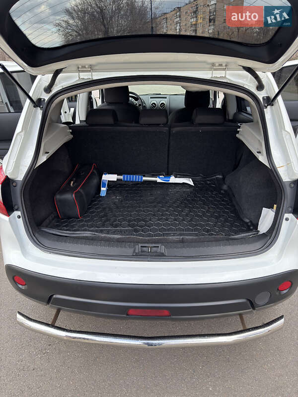Позашляховик / Кросовер Nissan Qashqai 2011 в Кривому Розі фото 18 Позашляховик / Кросовер Nissan Qashqai 2011 в Кривому Розі