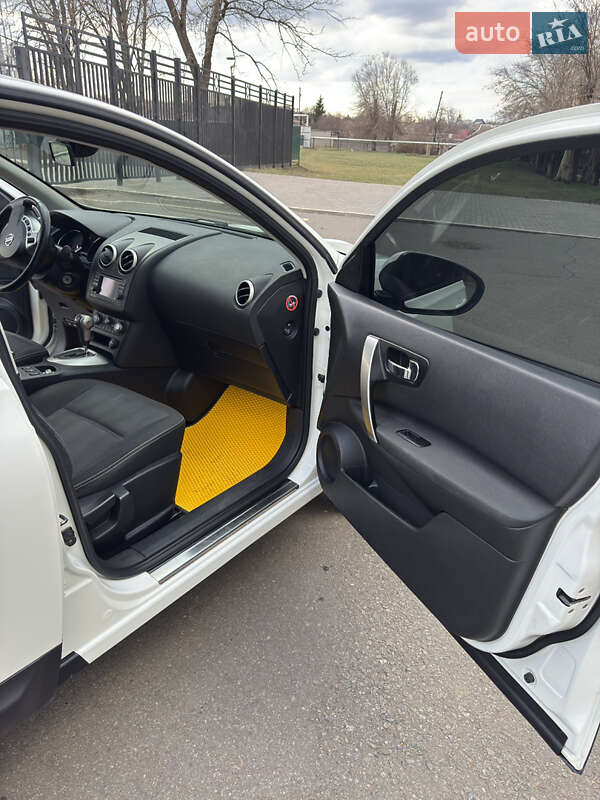 Позашляховик / Кросовер Nissan Qashqai 2011 в Кривому Розі фото 21 Позашляховик / Кросовер Nissan Qashqai 2011 в Кривому Розі