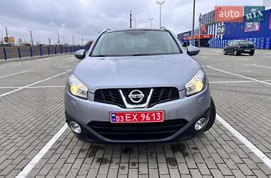 Позашляховик / Кросовер Nissan Qashqai 2011 в Нововолинську