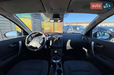 Внедорожник / Кроссовер Nissan Qashqai 2011 в 