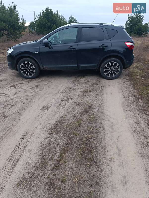 Внедорожник / Кроссовер Nissan Qashqai 2012 в Вараше фото 4 Внедорожник / Кроссовер Nissan Qashqai 2012 в Вараше