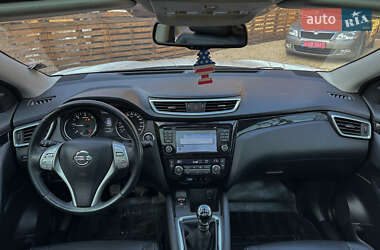 Внедорожник / Кроссовер Nissan Qashqai 2014 в 