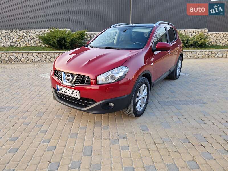 Внедорожник / Кроссовер Nissan Qashqai 2011 в Тернополе