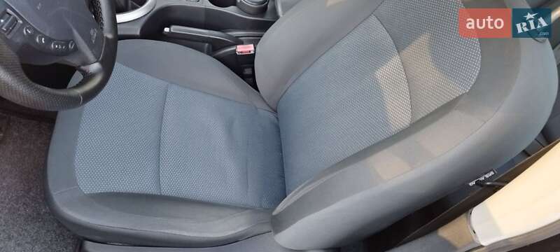 Позашляховик / Кросовер Nissan Qashqai 2013 в Ковелі