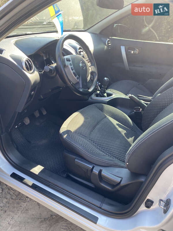 Позашляховик / Кросовер Nissan Qashqai 2008 в Костопілі