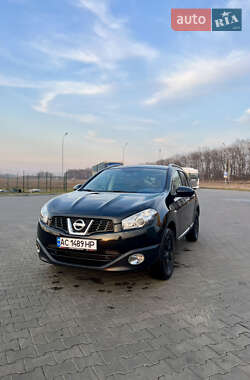 Внедорожник / Кроссовер Nissan Qashqai 2011 в 