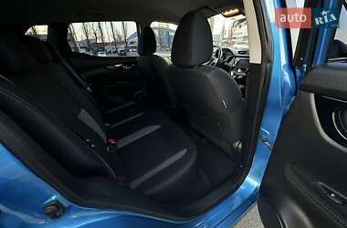 Позашляховик / Кросовер Nissan Qashqai 2017 в 