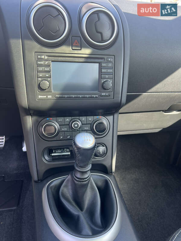 Внедорожник / Кроссовер Nissan Qashqai 2011 в Луцке