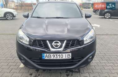 Внедорожник / Кроссовер Nissan Qashqai 2010 в 