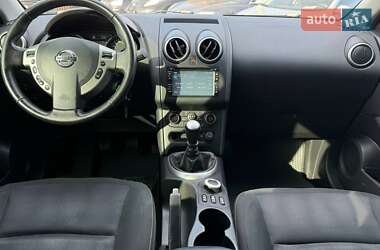 Внедорожник / Кроссовер Nissan Qashqai 2012 в 