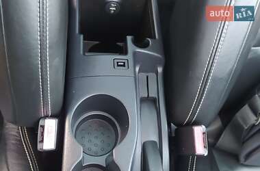 Позашляховик / Кросовер Nissan Qashqai 2012 в 