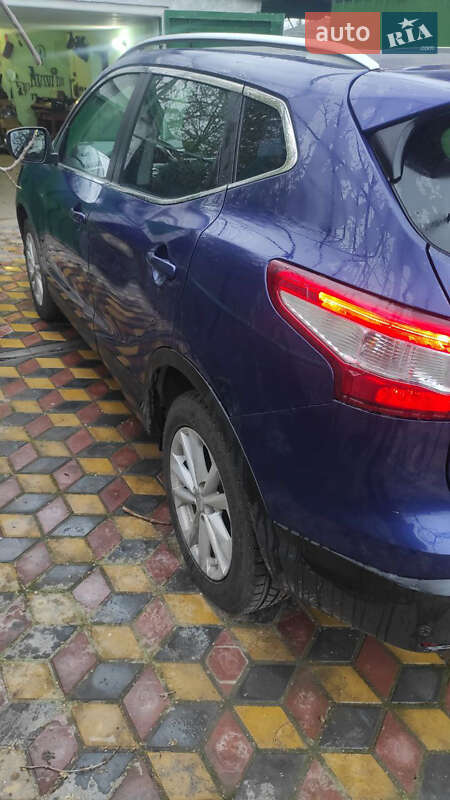 Внедорожник / Кроссовер Nissan Qashqai 2015 в Килии