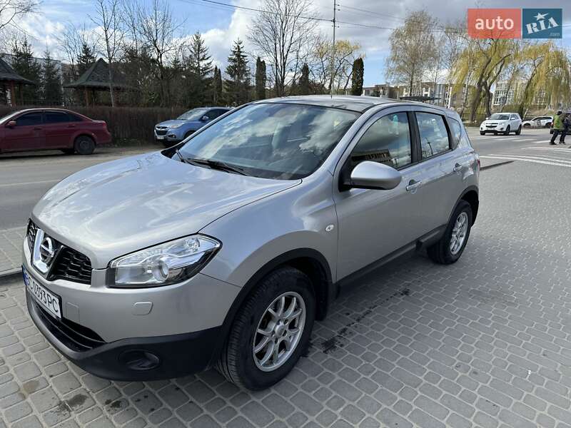 Позашляховик / Кросовер Nissan Qashqai 2012 в Львові