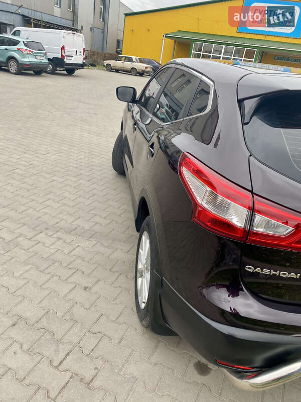 Позашляховик / Кросовер Nissan Qashqai 2015 в Хмельницькому