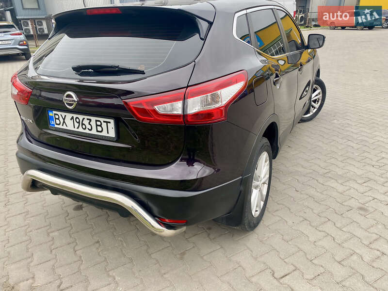 Позашляховик / Кросовер Nissan Qashqai 2015 в Хмельницькому