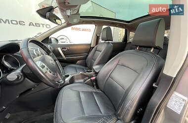 Внедорожник / Кроссовер Nissan Qashqai 2009 в 