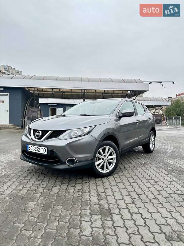 Внедорожник / Кроссовер Nissan Qashqai 2014 в 