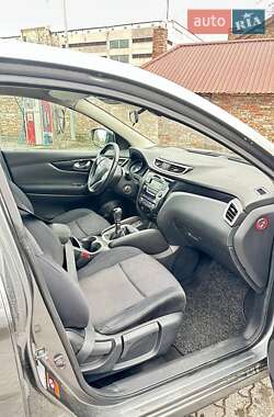 Внедорожник / Кроссовер Nissan Qashqai 2014 в 