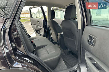 Внедорожник / Кроссовер Nissan Qashqai 2012 в 