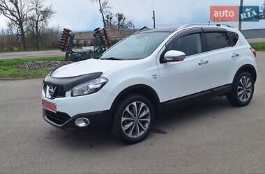 Внедорожник / Кроссовер Nissan Qashqai 2011 в 