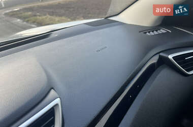 Внедорожник / Кроссовер Nissan Qashqai 2014 в 
