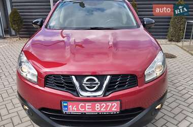 Внедорожник / Кроссовер Nissan Qashqai 2013 в 