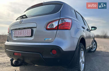 Внедорожник / Кроссовер Nissan Qashqai 2011 в 