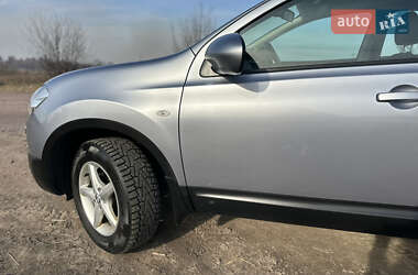 Внедорожник / Кроссовер Nissan Qashqai 2011 в 