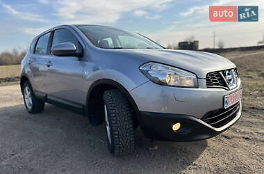 Внедорожник / Кроссовер Nissan Qashqai 2011 в 