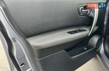 Внедорожник / Кроссовер Nissan Qashqai 2011 в 