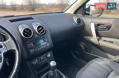 Внедорожник / Кроссовер Nissan Qashqai 2011 в 