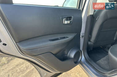Внедорожник / Кроссовер Nissan Qashqai 2011 в 
