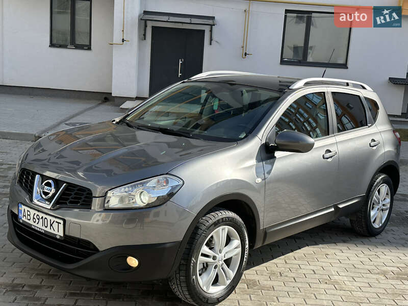Позашляховик / Кросовер Nissan Qashqai 2011 в 